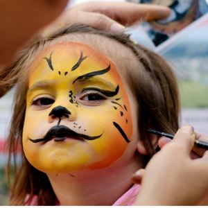 Kindergrimeur per uur